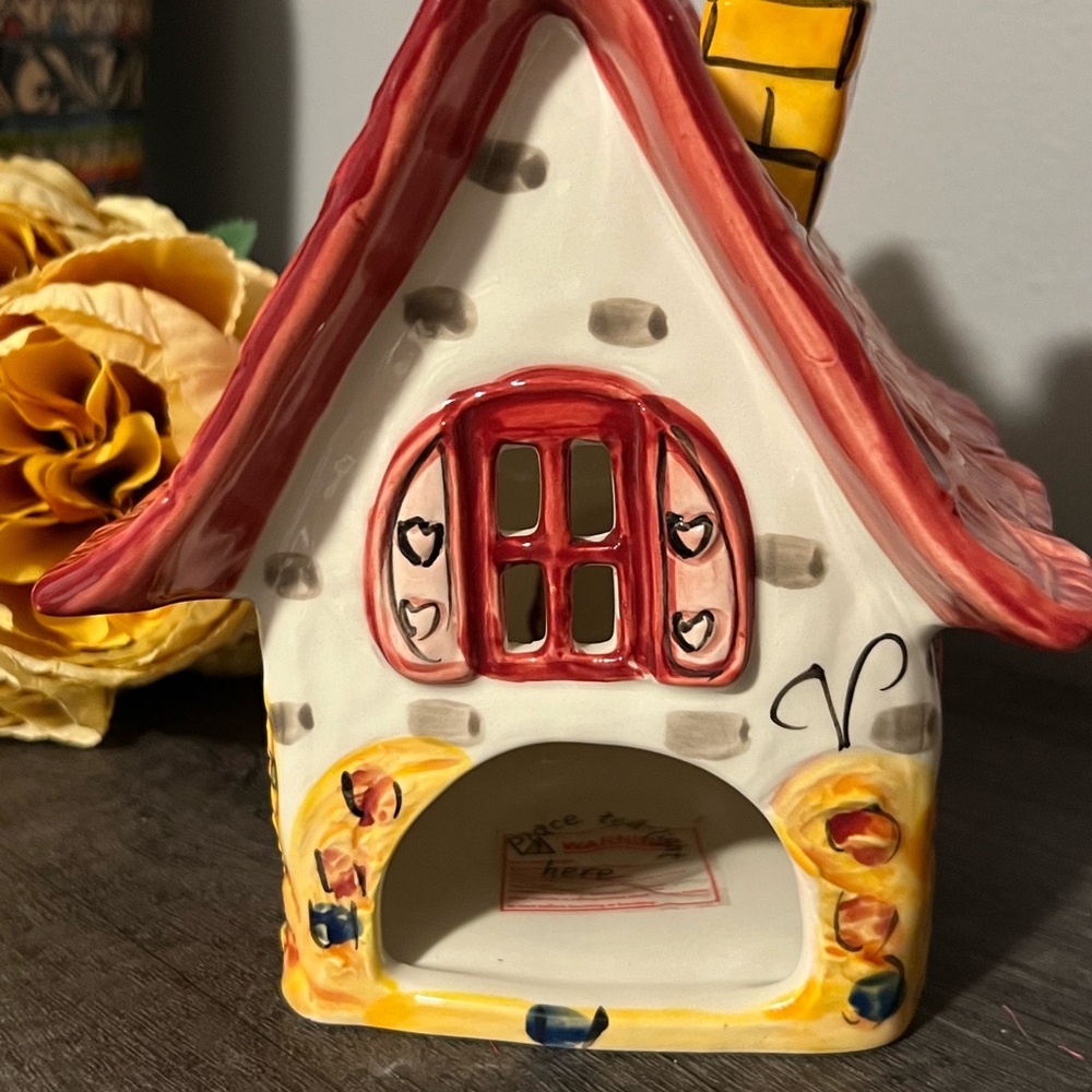 Clayworks WELCOME Candle House - Picture 3 of 4